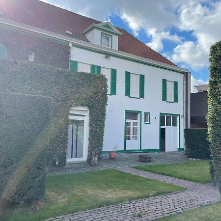 B&B The White House Wielsbeke 外观 照片