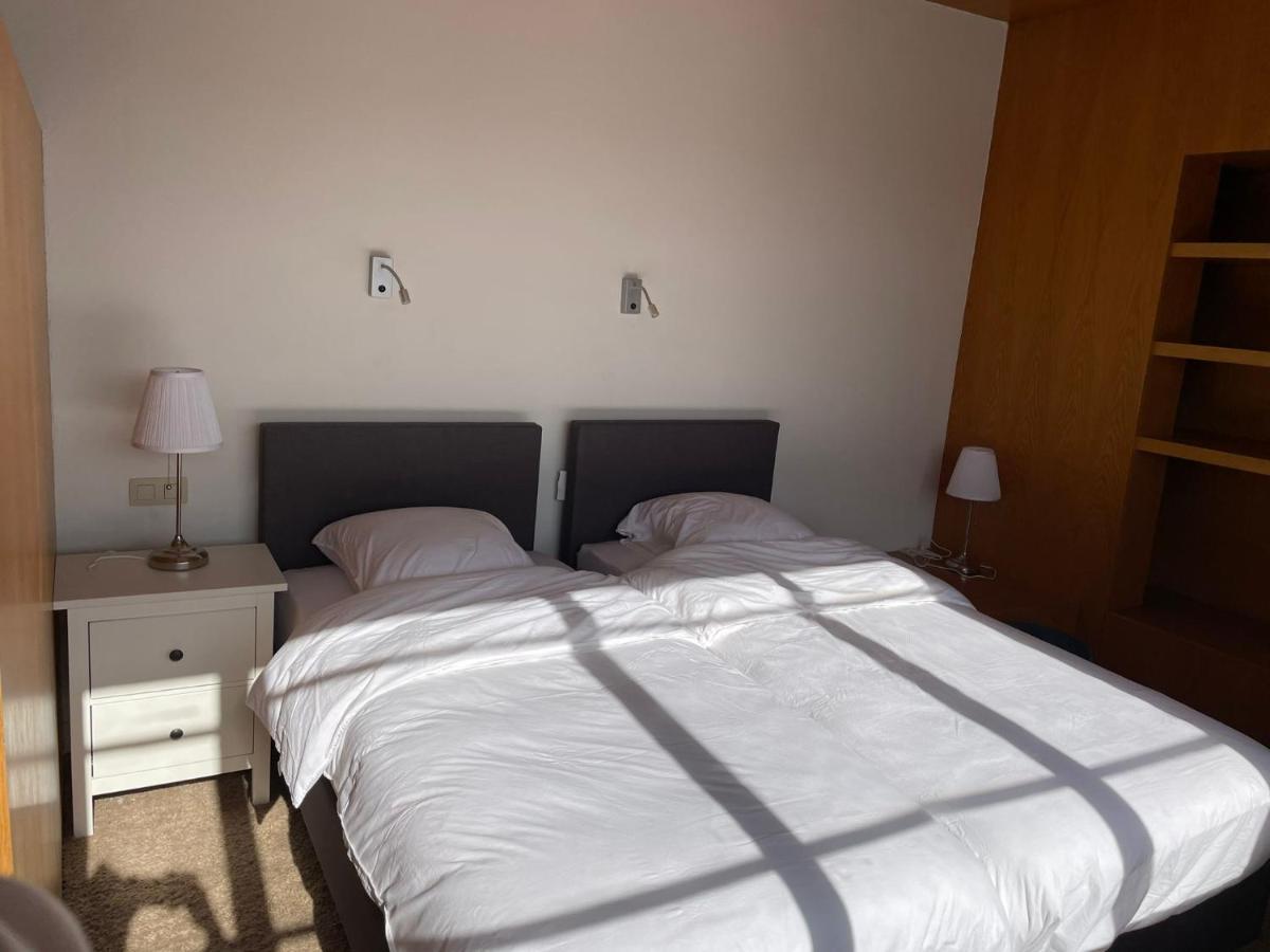 B&B The White House Wielsbeke 外观 照片